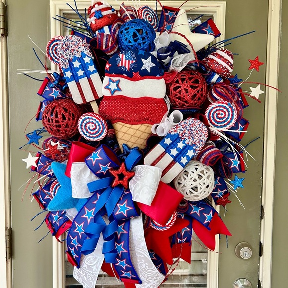 Vibrant Red and White Holiday Wreath with Deco Mesh - Picture 1 of 5